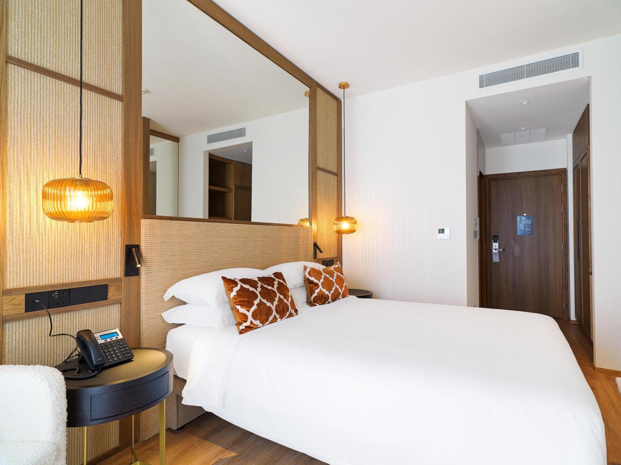 Leonardo Boutique Hotel Lárnaca Habitación foto